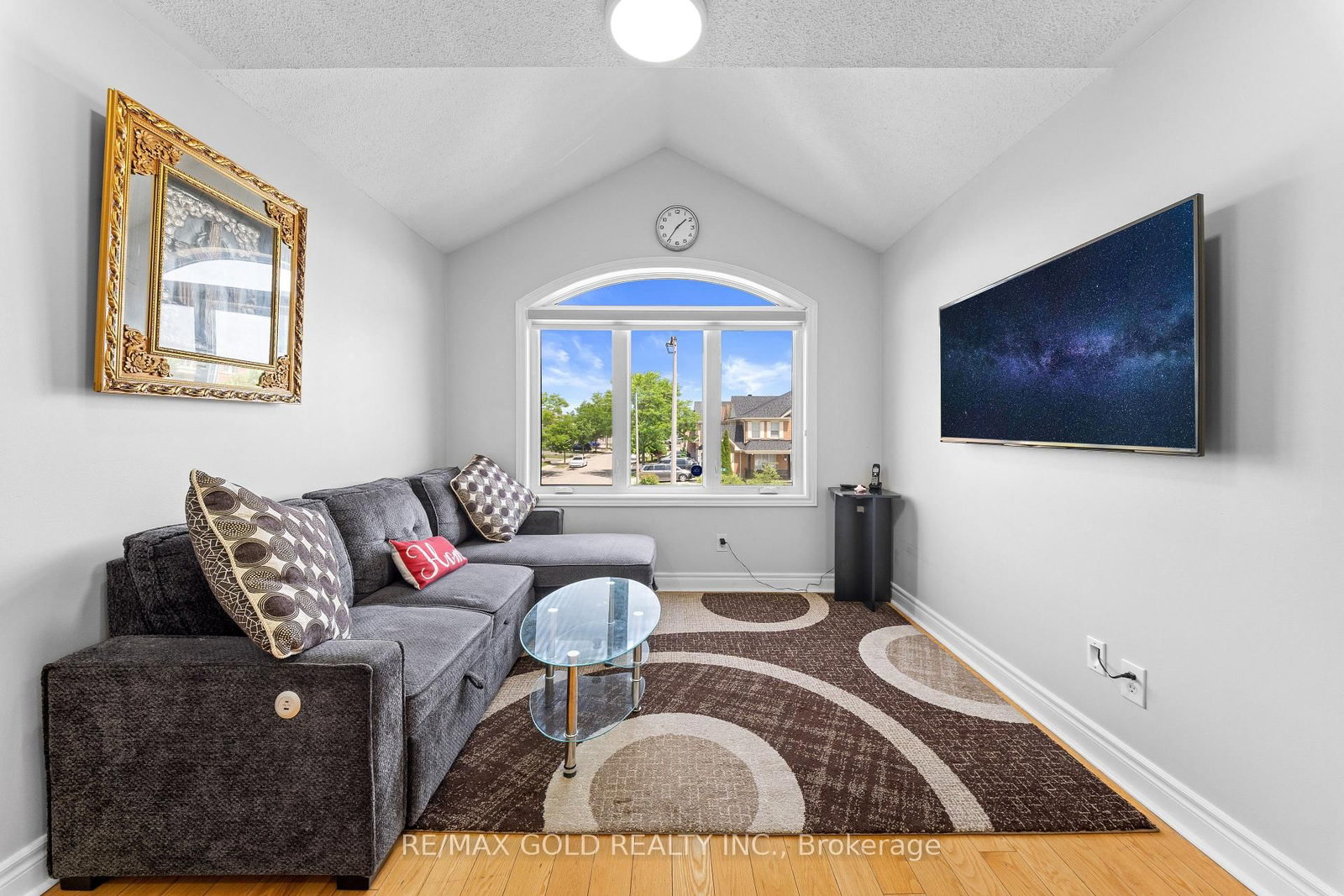 8 Bayridge Drive • Brampton, ON photo 14