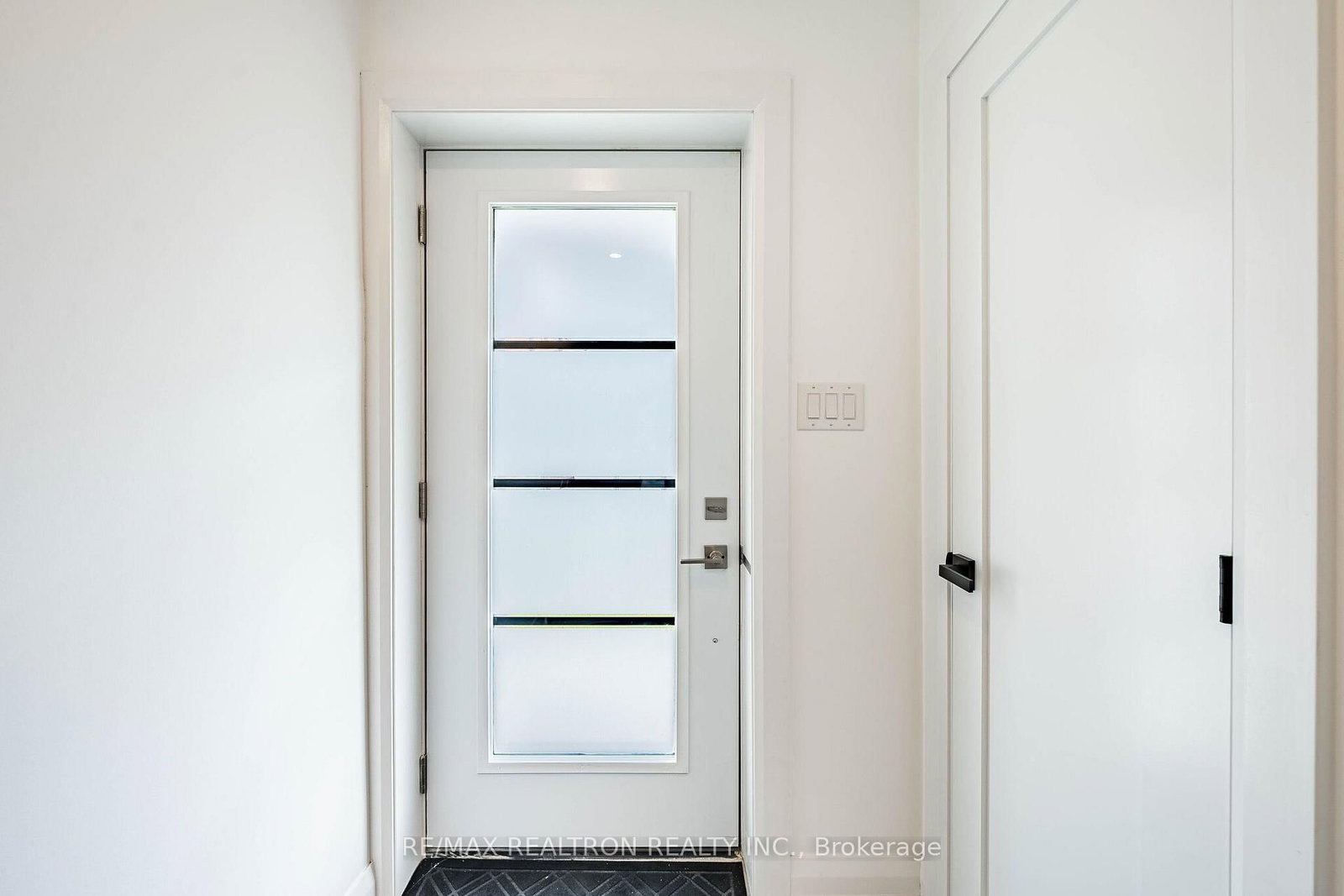 Laneway - 230 Boon Avenue, Toronto 4