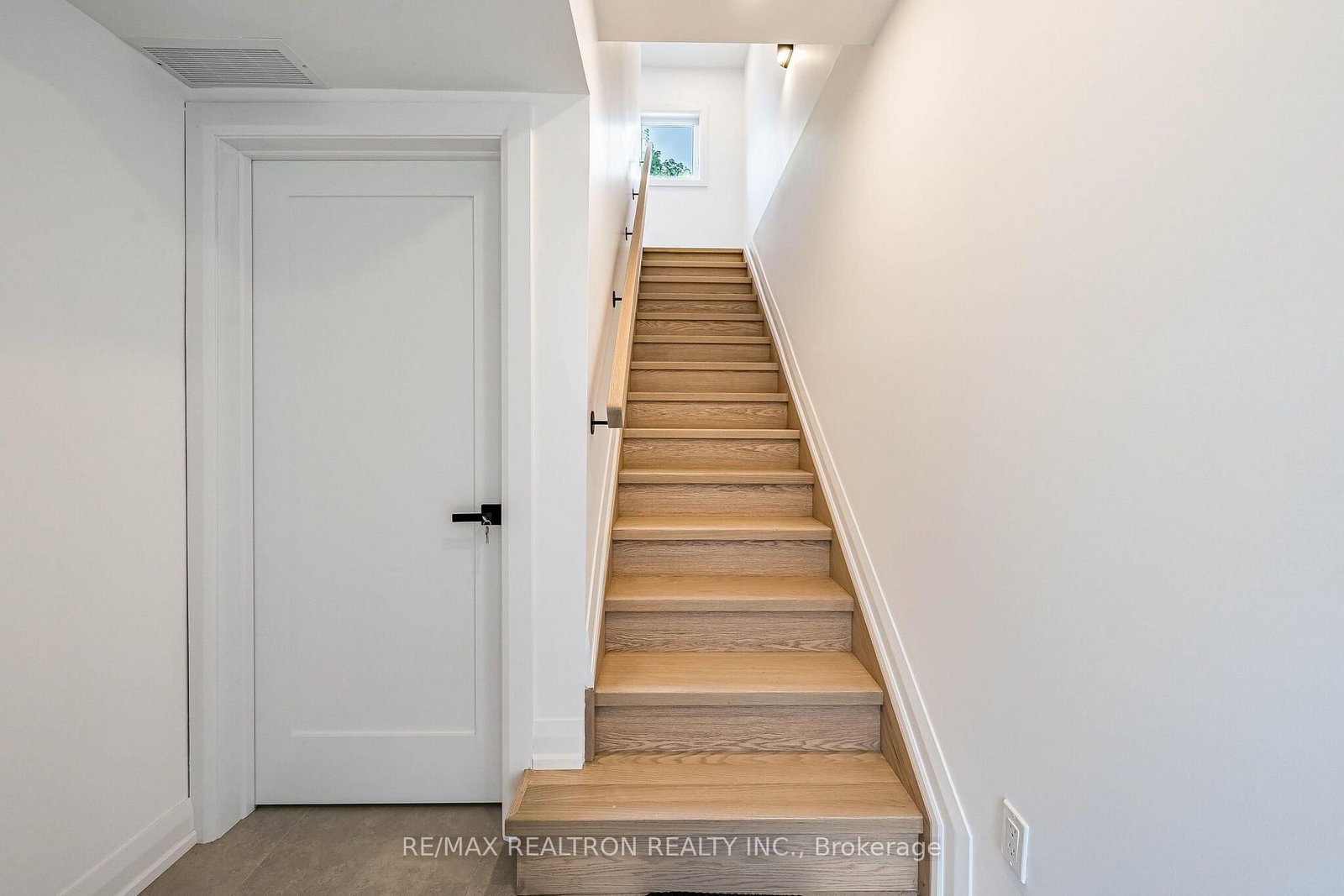 Laneway - 230 Boon Avenue, Toronto 5