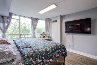 75 King Mississauga,ON L5A 4G5 — Photo 18