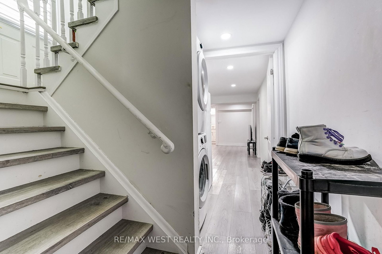 19 Archway Crescent • Toronto, ON photo 33