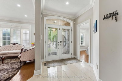 8 Redwillow Road — photo 3