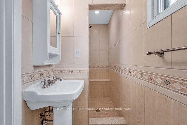 2529 Claymore Mississauga,ON L5C 3A2 — Photo 21