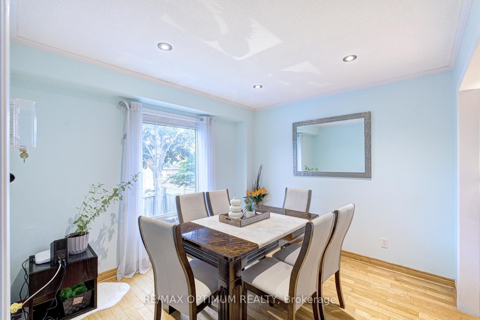 28 Stalbridge Avenue • Brampton, ON photo 15