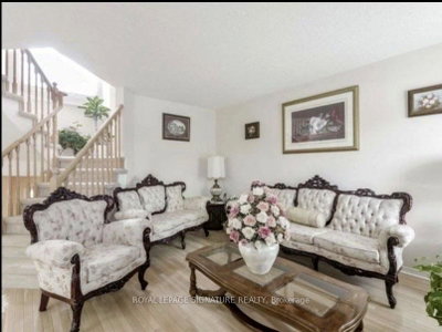 1565 Woodhenge Way — photo 3