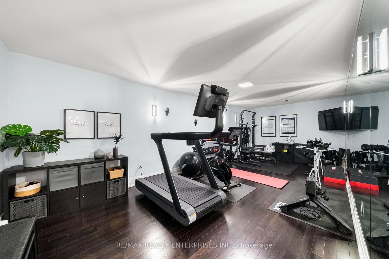 363 Niar Avenue • Mississauga, ON photo 39