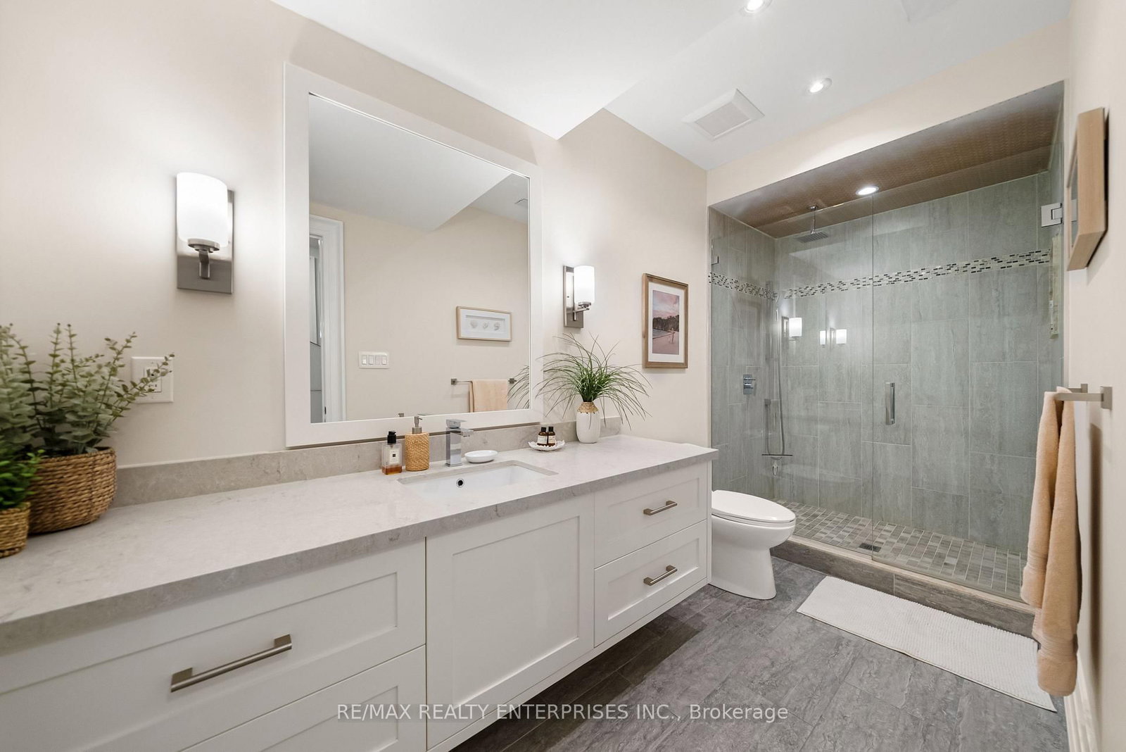 363 Niar Avenue • Mississauga, ON photo 42