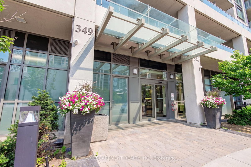 107 - 349 Rathburn Road W