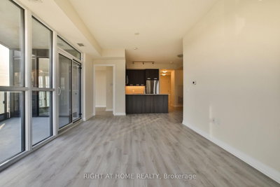 35 WATERGARDEN Drive • #2014 • Mississauga, ON photo 8