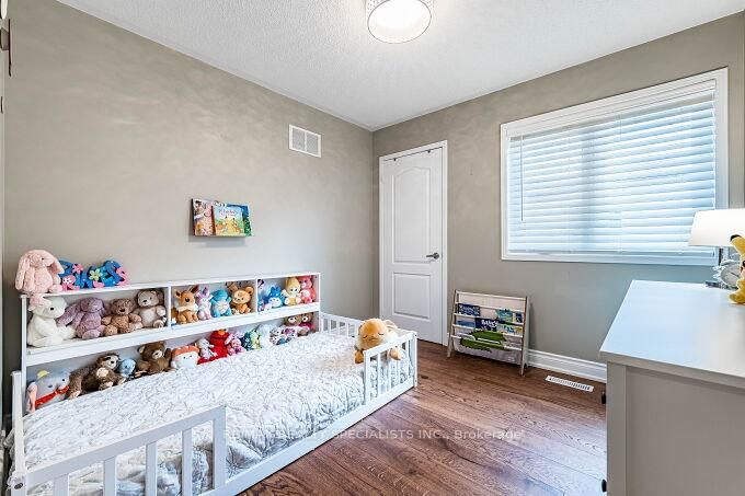 7389 Banffshire Court • Mississauga, ON photo 18