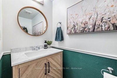 7389 Banffshire Court • Mississauga, ON photo 5