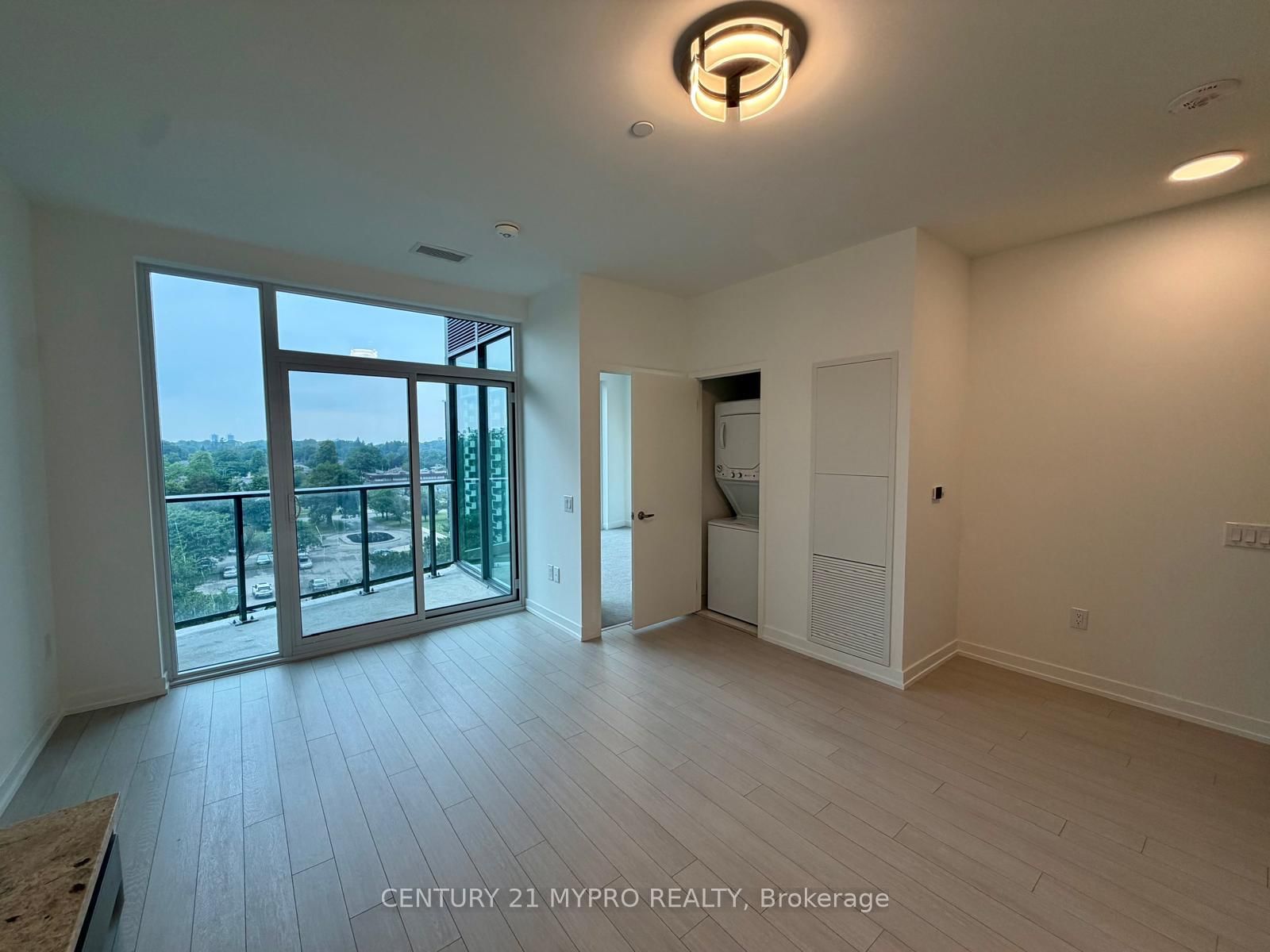 703-4010 Eglinton Avenue, Toronto, ON, photo 3