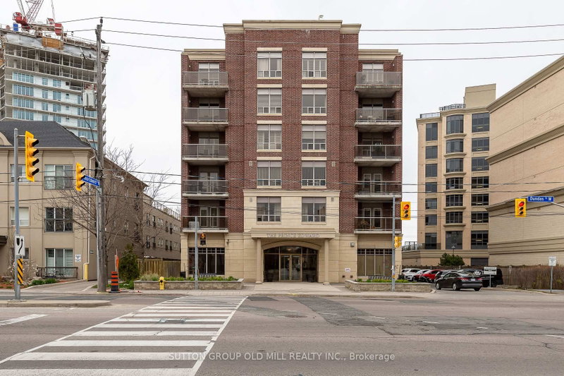 home for lease on 209-4196 Dundas Street W
