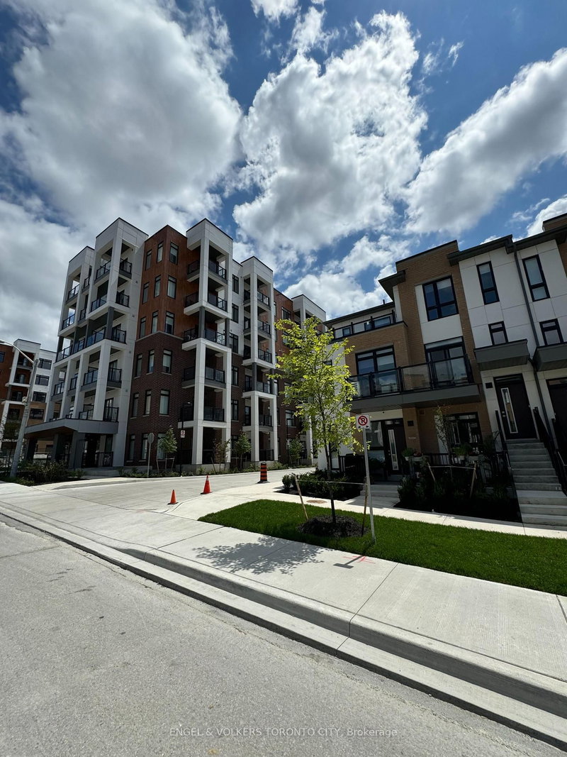 305 - 135 Canon Jackson Drive