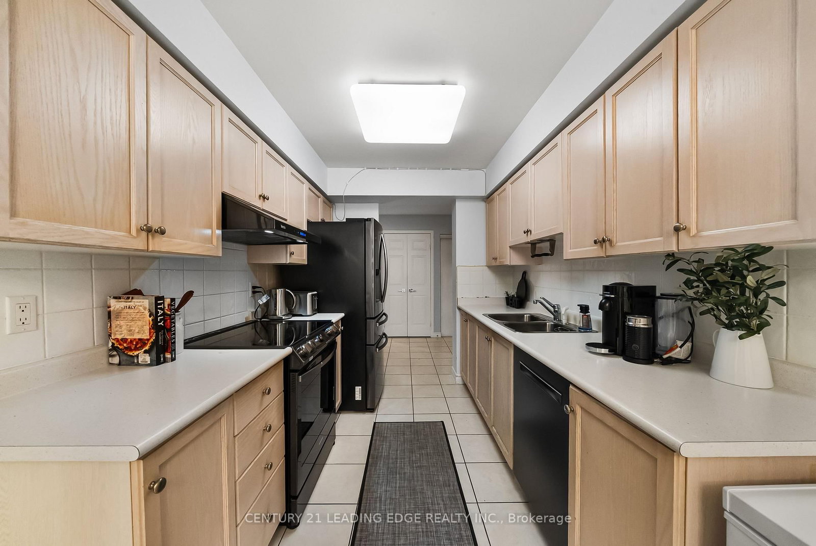 35 Kingsbridge Garden Circle • #1812 • Mississauga, ON photo 15