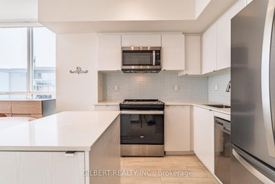 Unit 1810 — 1461 Lawrence Avenue W — photo 6