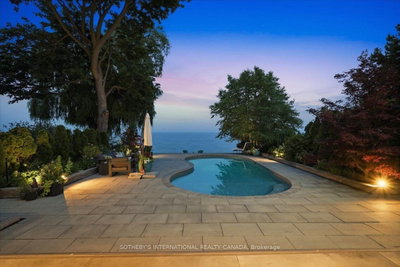 102 Cumberland Dr, Mississauga