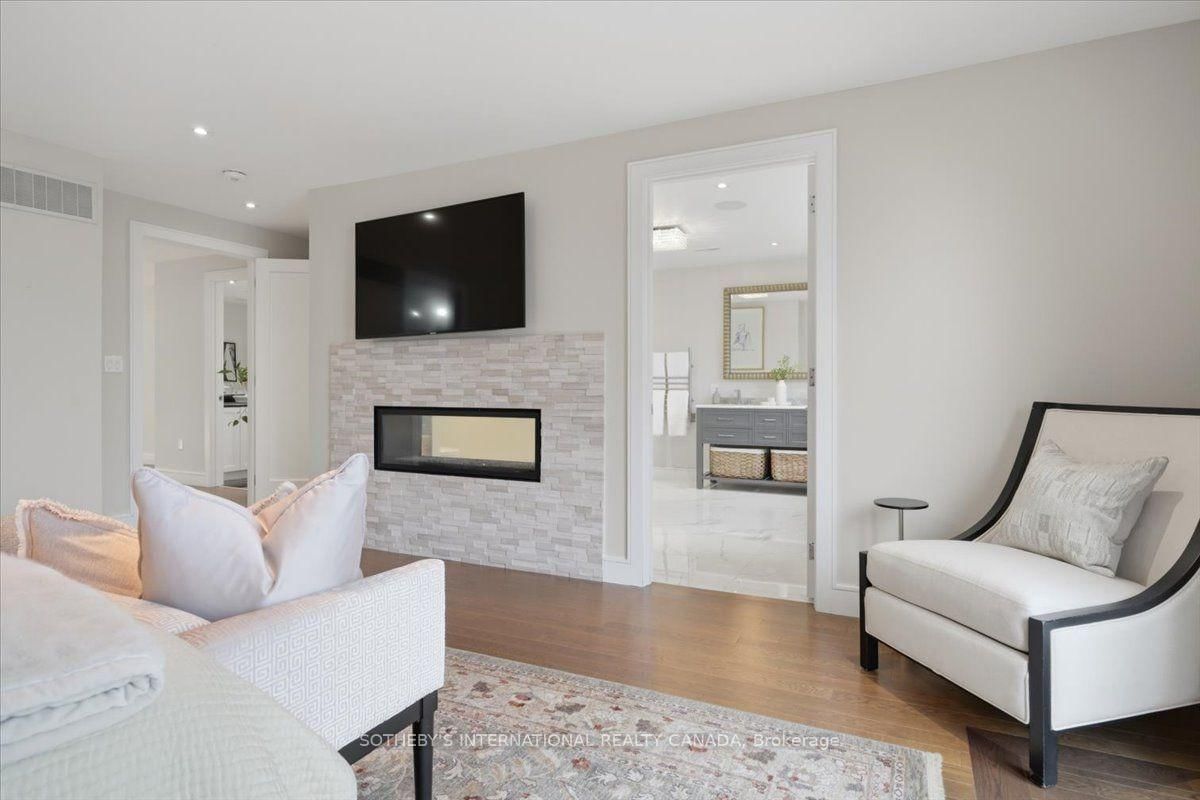 102 Cumberland Drive • Mississauga, ON photo 18