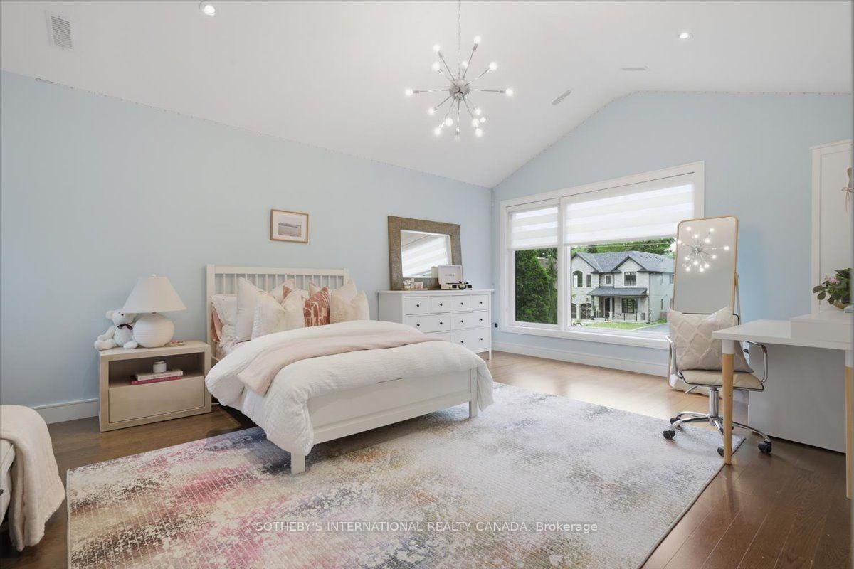 102 Cumberland Drive • Mississauga, ON photo 24