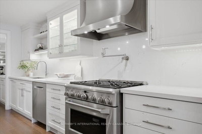 102 Cumberland Drive • Mississauga, ON photo 9