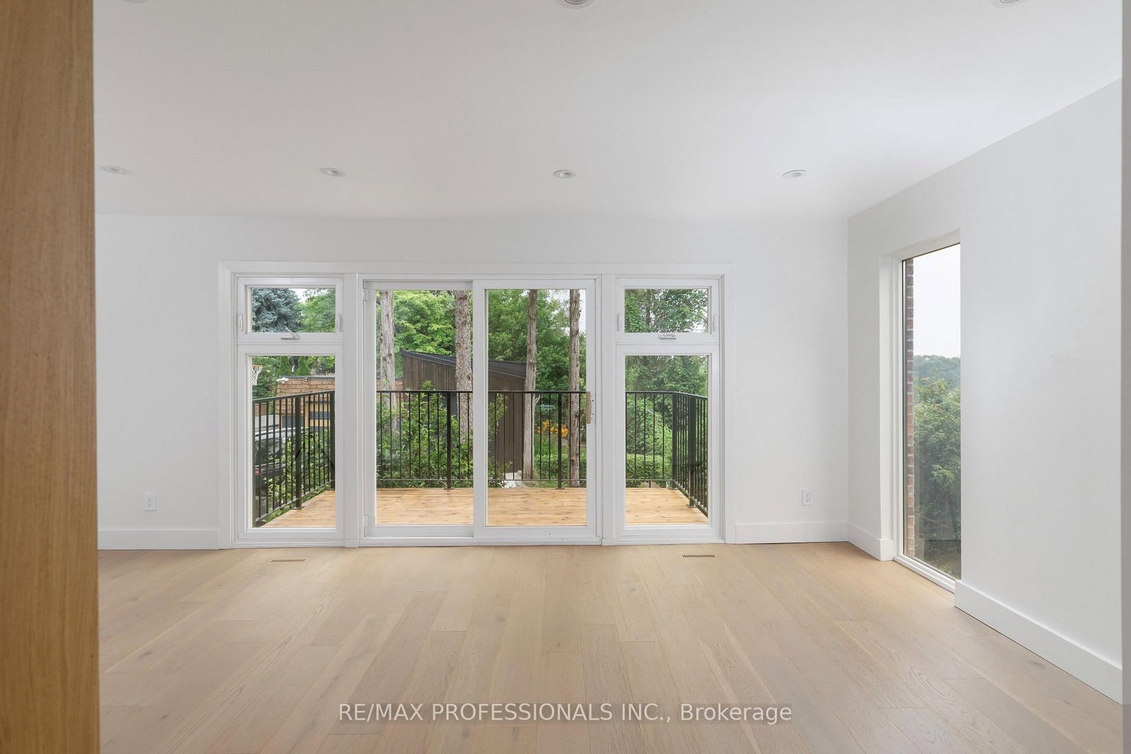 19 Arnold Avenue • Toronto, ON photo 17