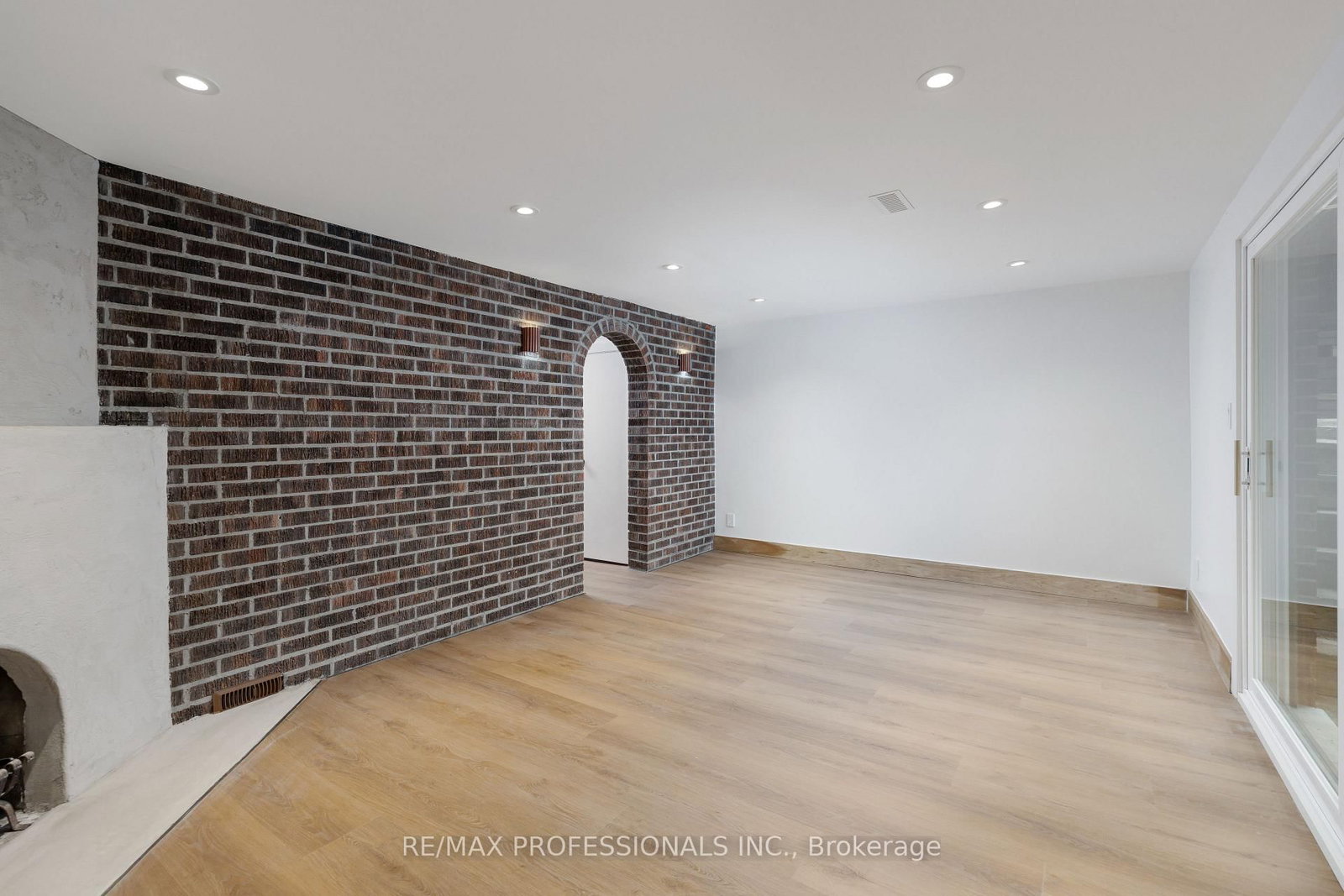 19 Arnold Avenue • Toronto, ON photo 36