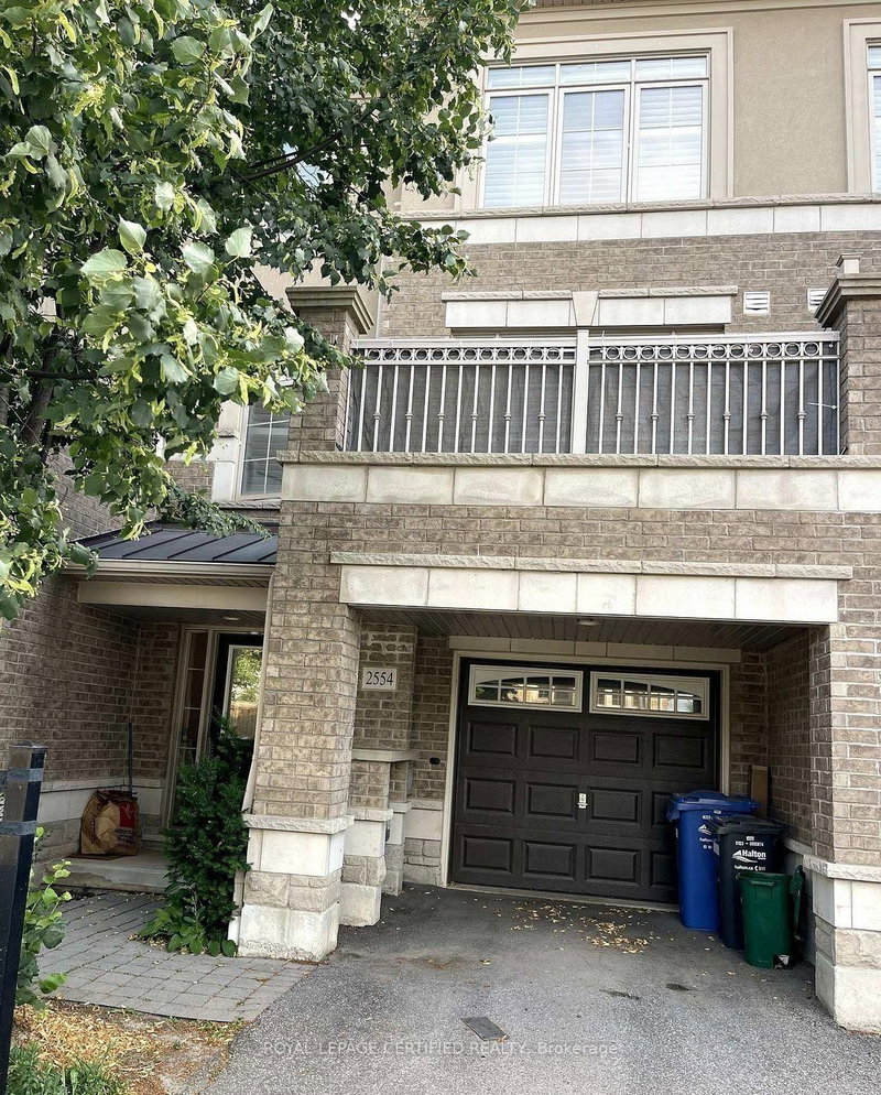 2554 Grand Oak Trail, Oakville