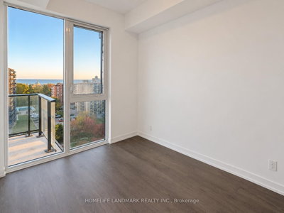 Unit 905 — 270 Dufferin Street — photo 5