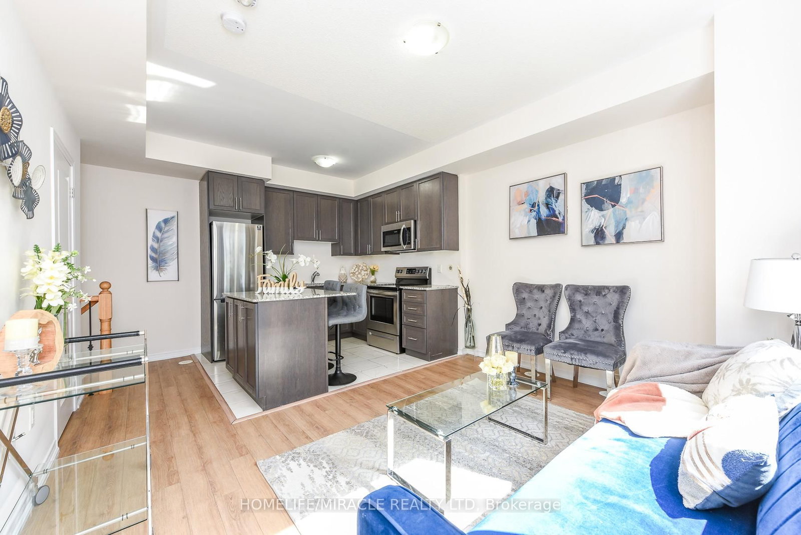 32 Fieldway Road • #122 • Toronto, ON photo 10