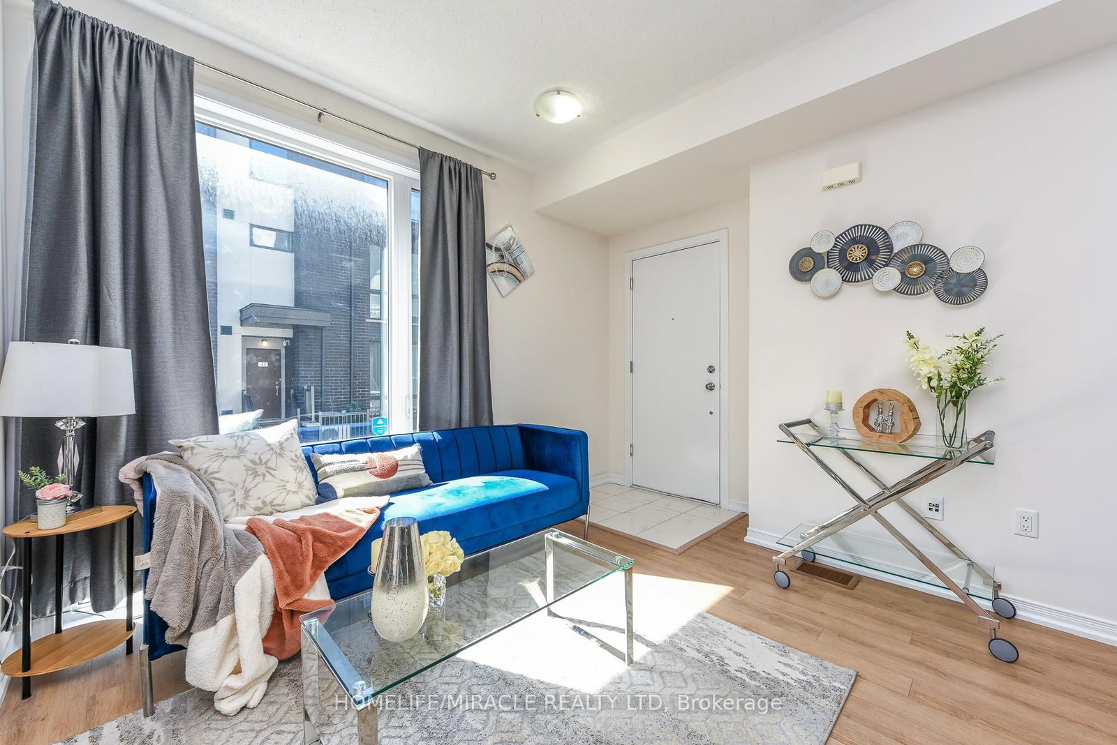 32 Fieldway Road • #122 • Toronto, ON photo 11