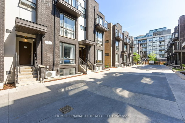 122 - 32 Fieldway Road