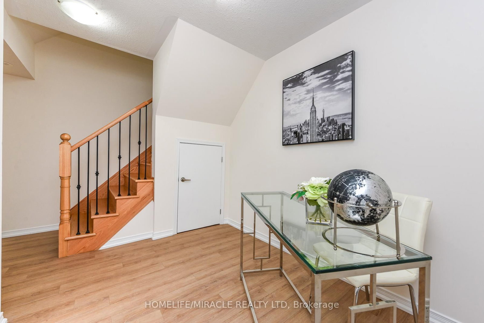 32 Fieldway Road • #122 • Toronto, ON photo 24