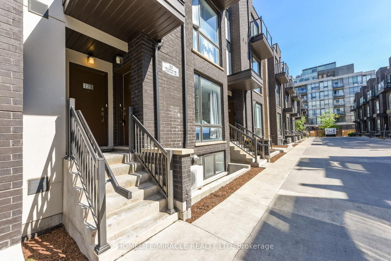 122 - 32 Fieldway Road