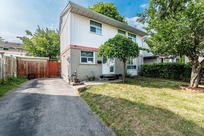 2 Hemlark Court