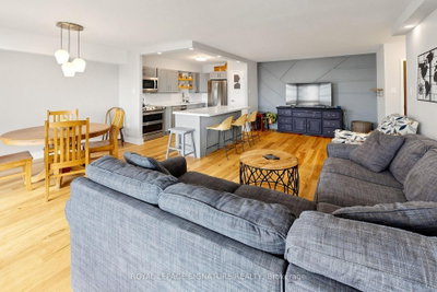 Unit 1505 — 100 Quebec Avenue — more photos