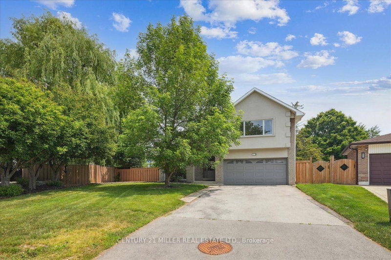 2442 Woburn Crescent