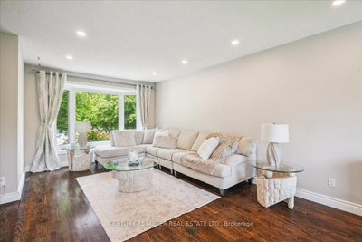 2442 Woburn Oakville,ON L6L 5E9 — Photo 8