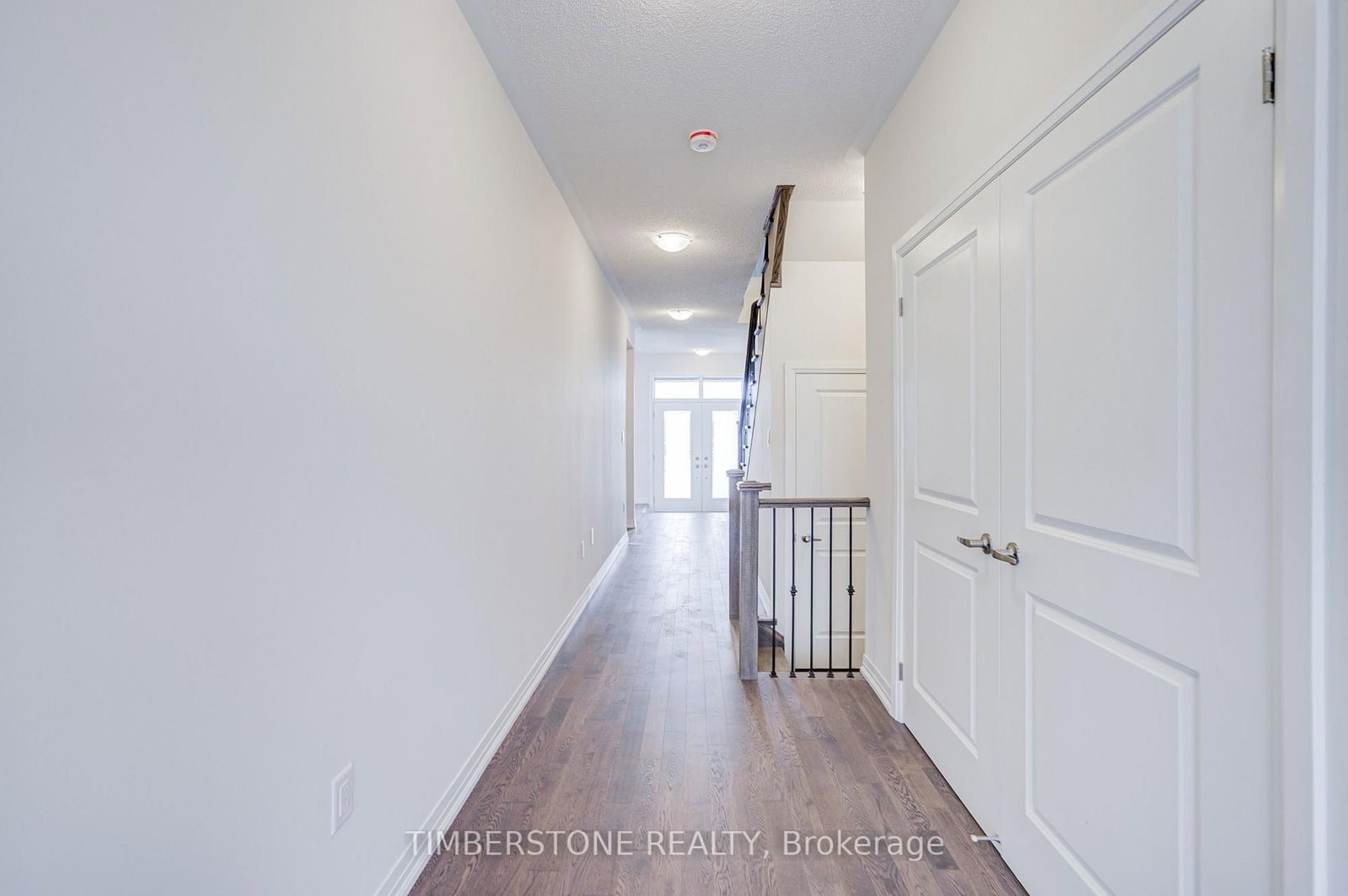 108 Arnold Circle • Brampton, ON photo 5
