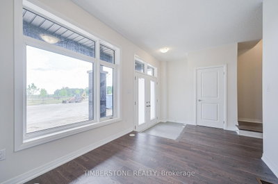 108 Arnold Circle • Brampton, ON photo 9