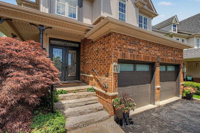 68 Meadowglen Boulevard — photo 2