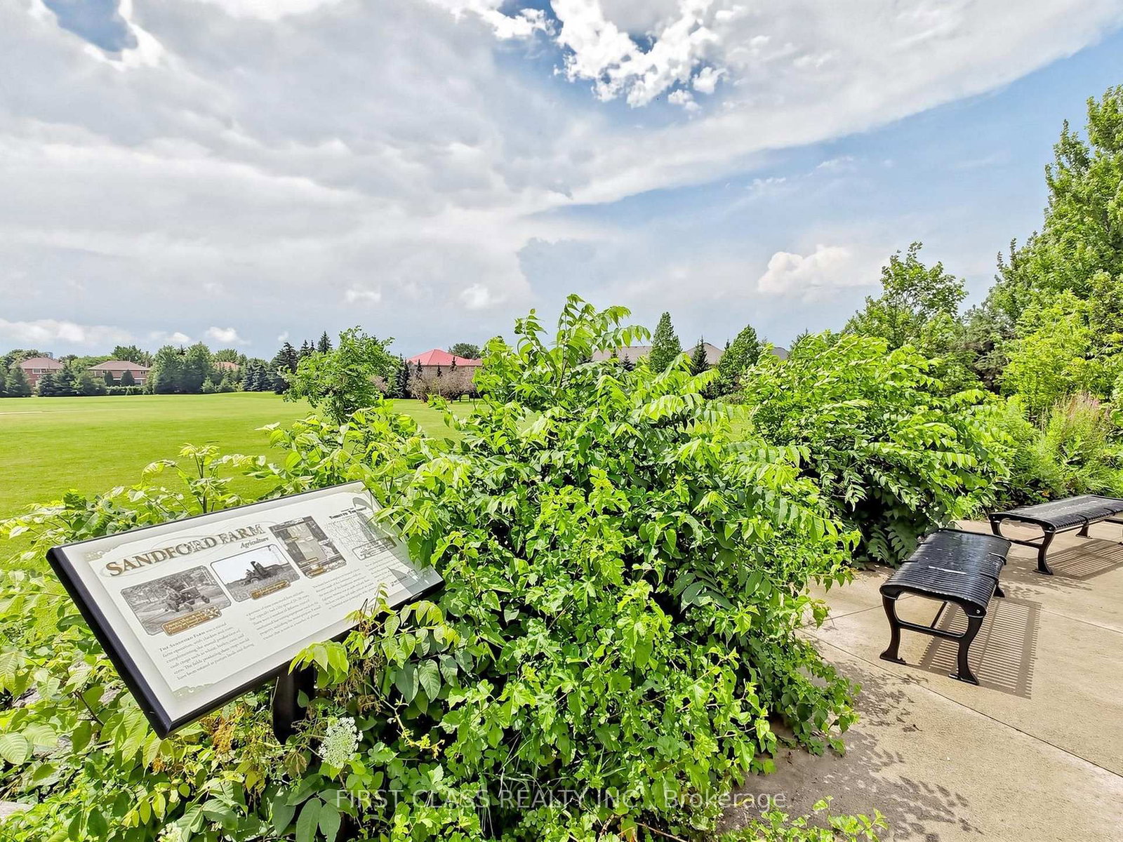 967 White Clover Way • Mississauga, ON photo 48