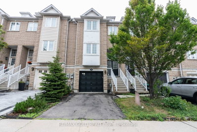 740 Maxman Street — photo 2