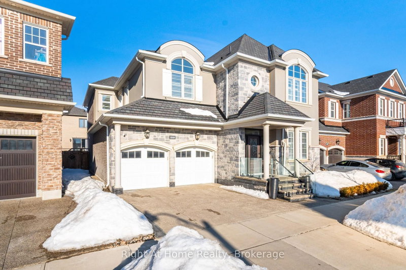 3318 Charles Biggar Drive, Oakville