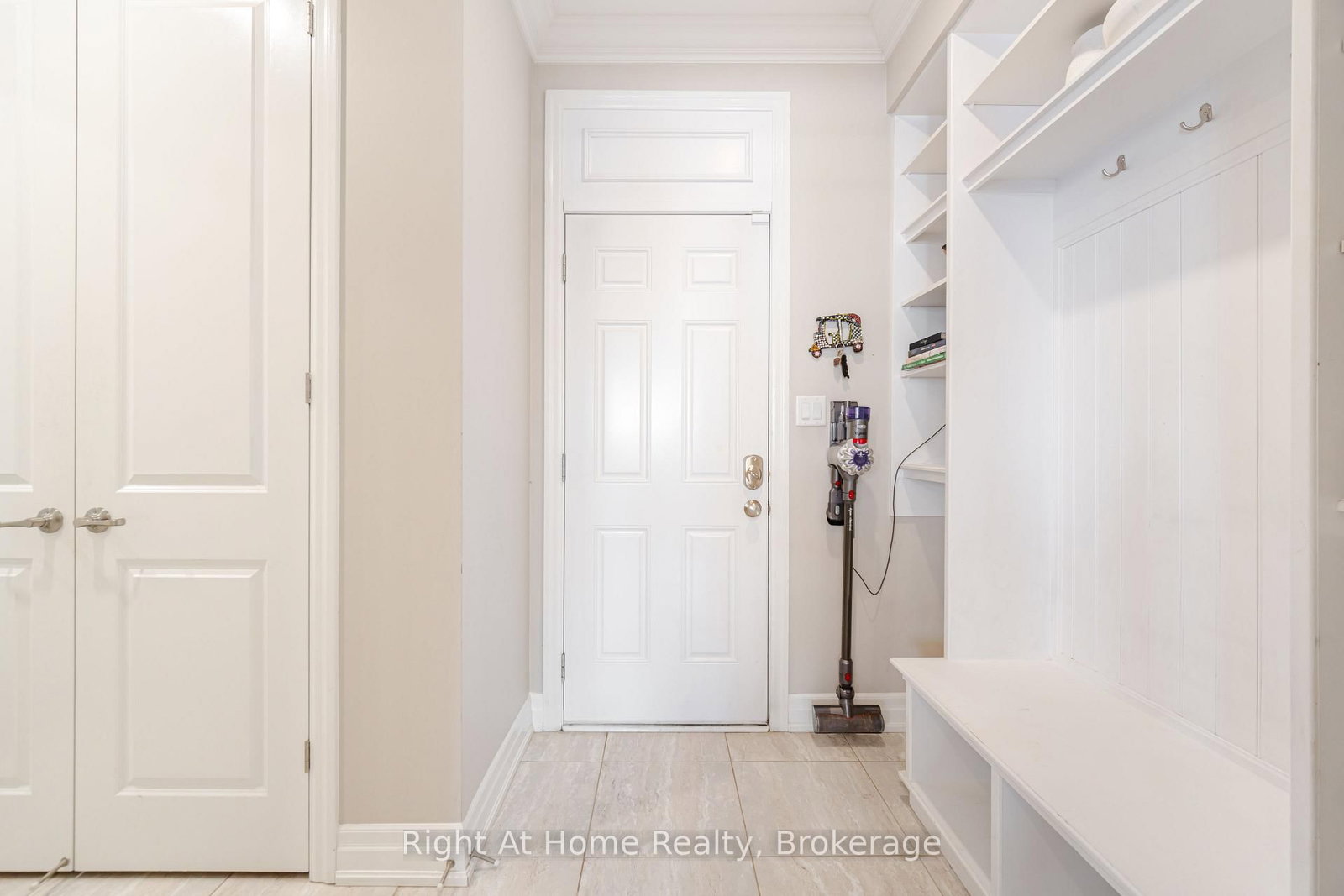 3318 Charles Biggar Drive • Oakville, ON photo 20