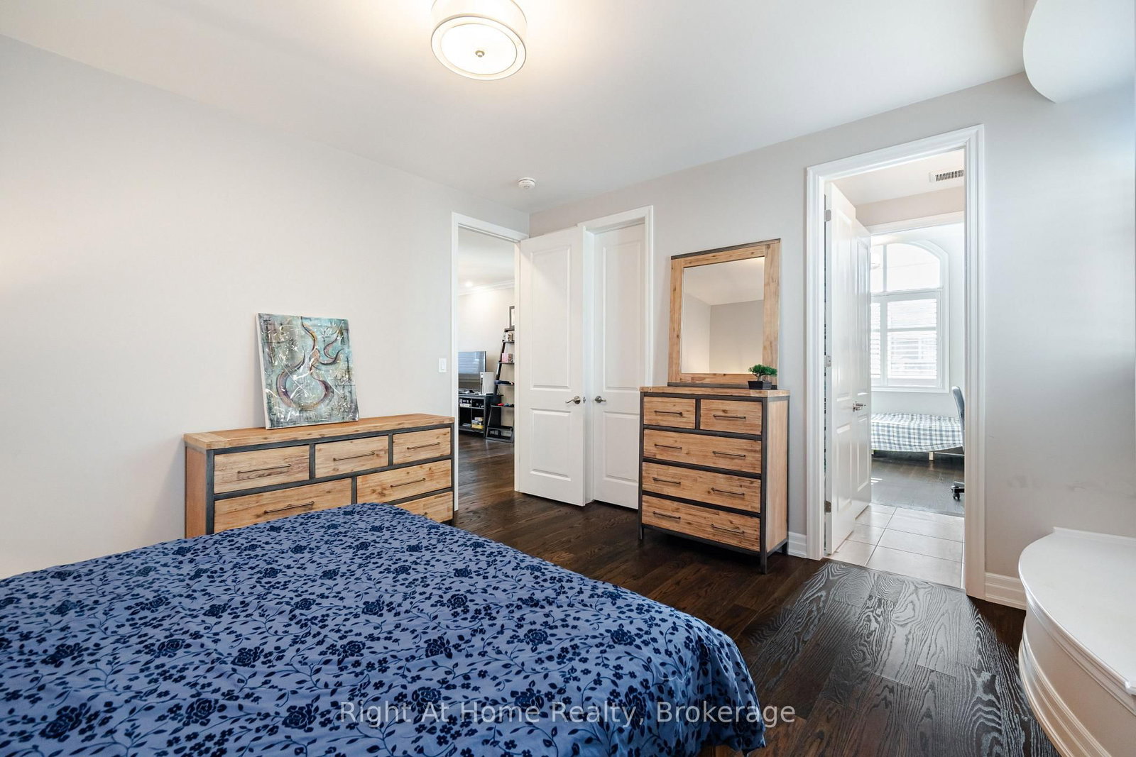 3318 Charles Biggar Drive • Oakville, ON photo 32