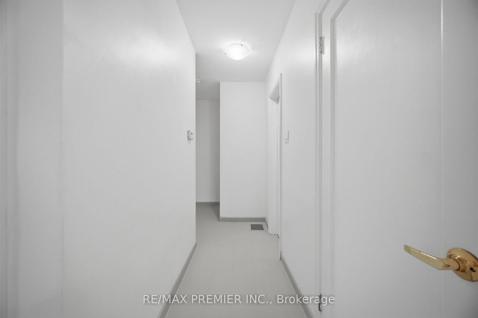 295 Falstaff Avenue • Toronto, ON photo 13