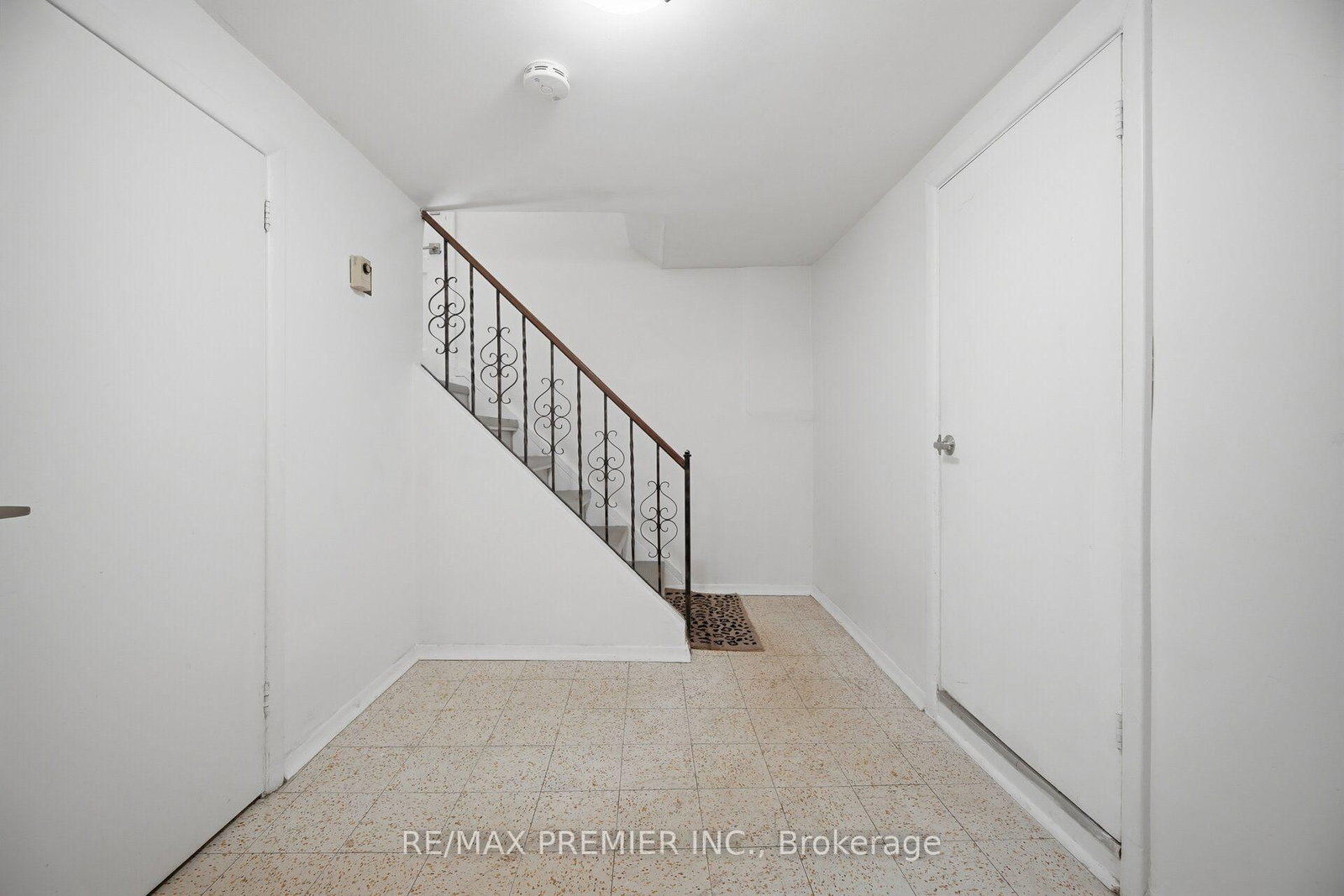 295 Falstaff Avenue • Toronto, ON photo 22