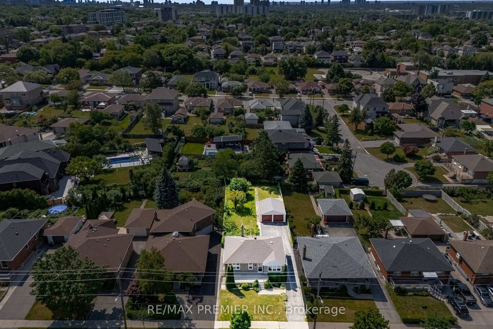 295 Falstaff Avenue • Toronto, ON photo 44