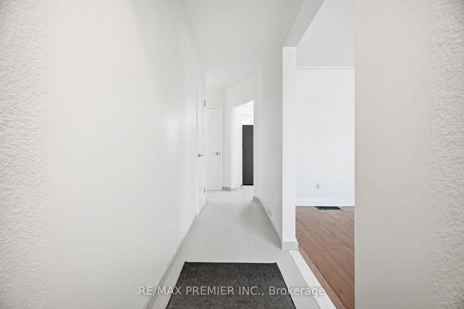 295 Falstaff Avenue • Toronto, ON photo 6