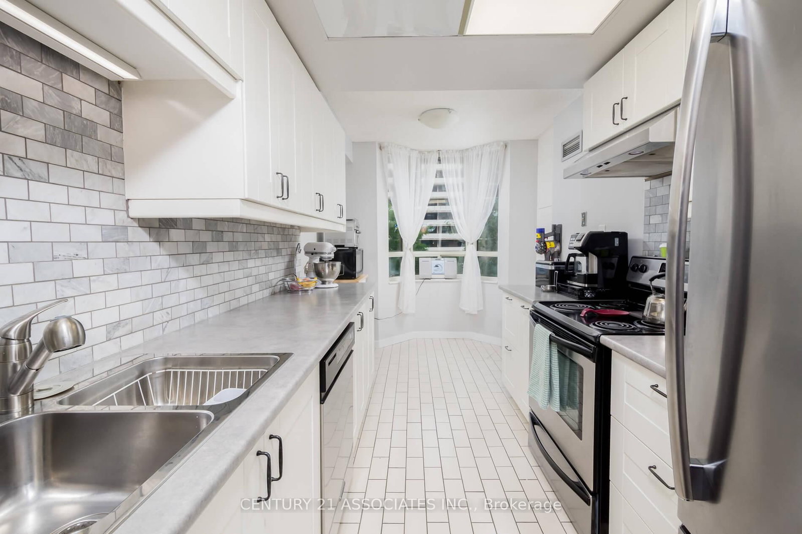 5 Lisa Brampton,ON L6T 4T4 — Photo 14